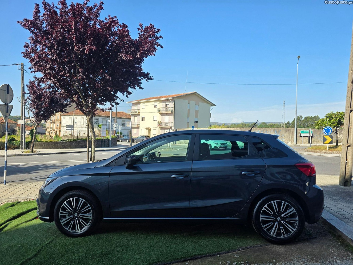 SEAT Ibiza 1.0 TSI Style DSG — fotografia 24