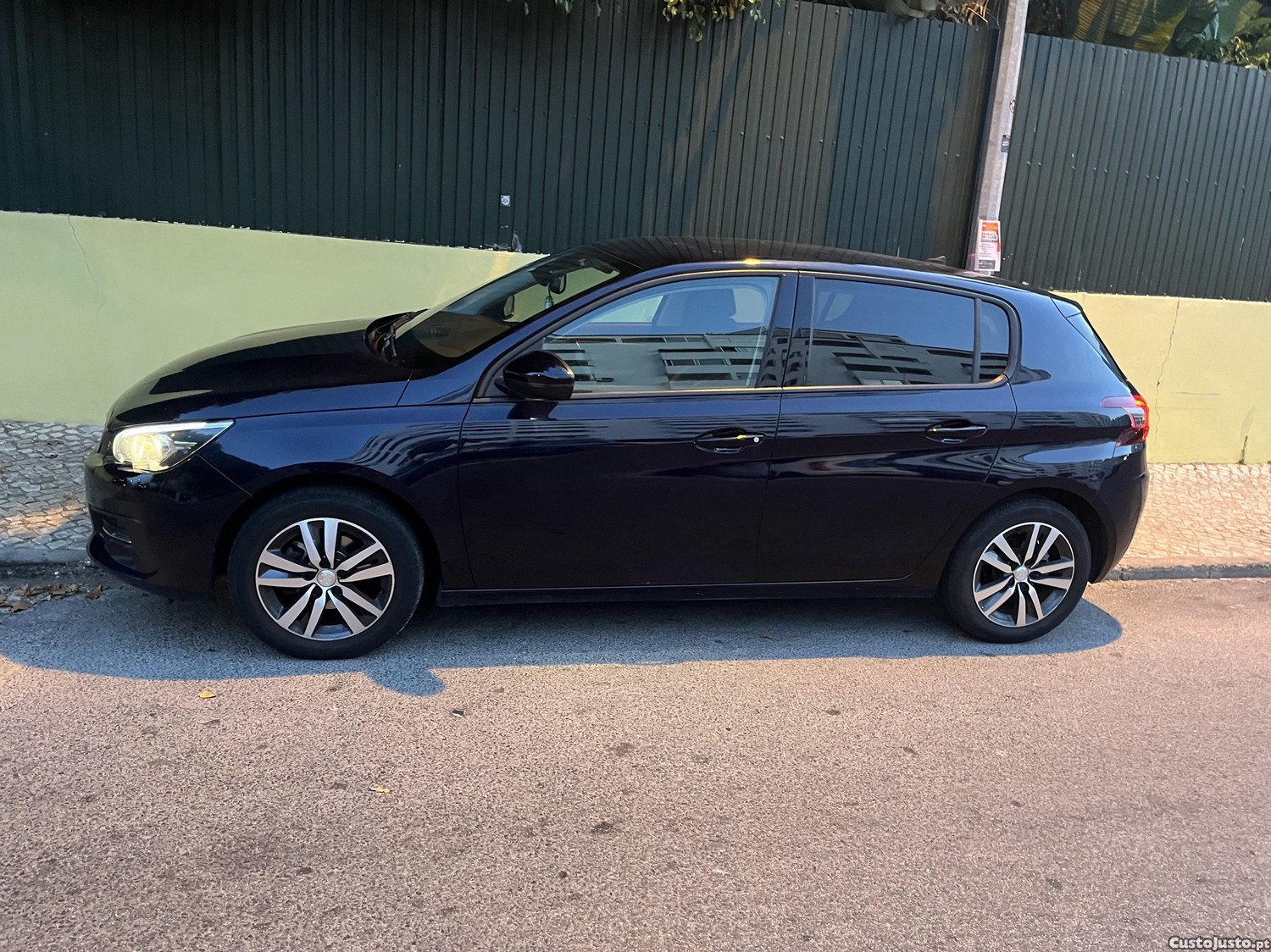 Peugeot 308 1.5hdi130ch — fotografia 3