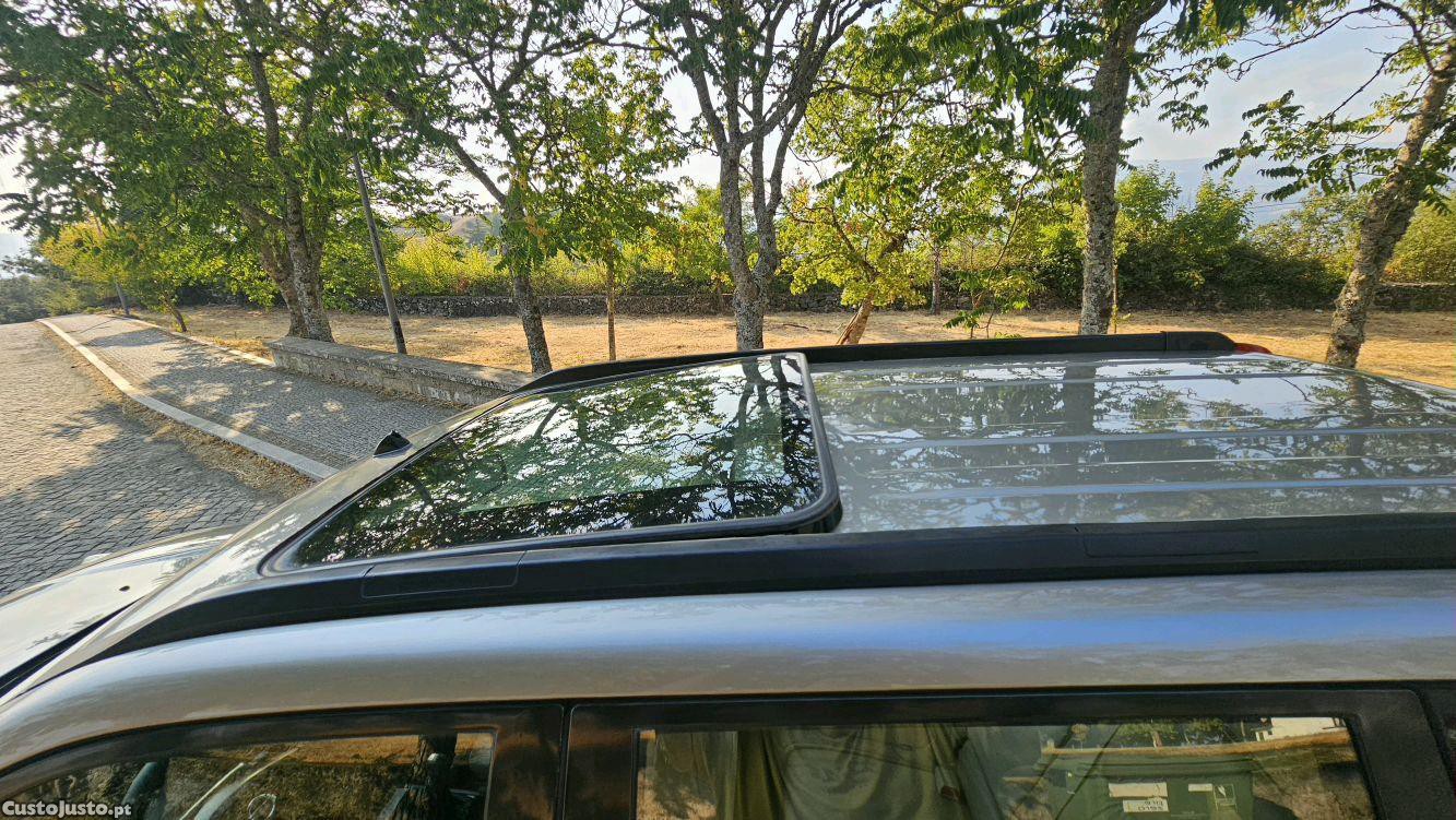 Nissan X-Trail 4 WD - 2.2 Disel — fotografia 6
