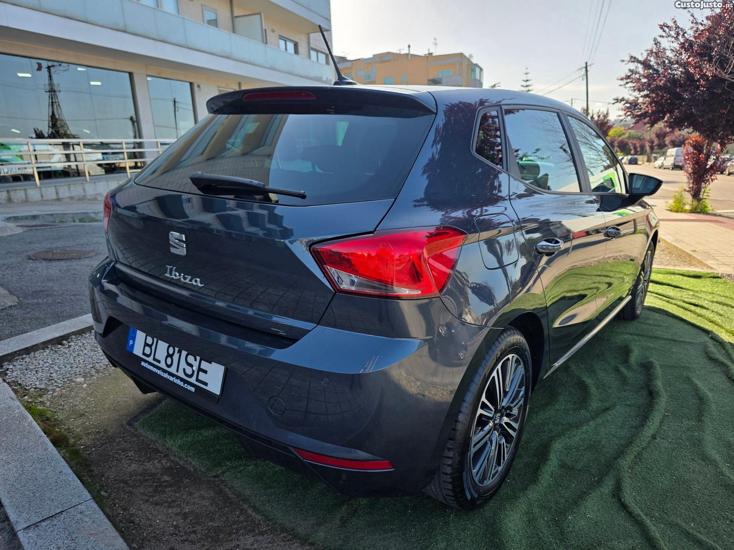 SEAT Ibiza 1.0 TSI Style DSG — fotografia 2