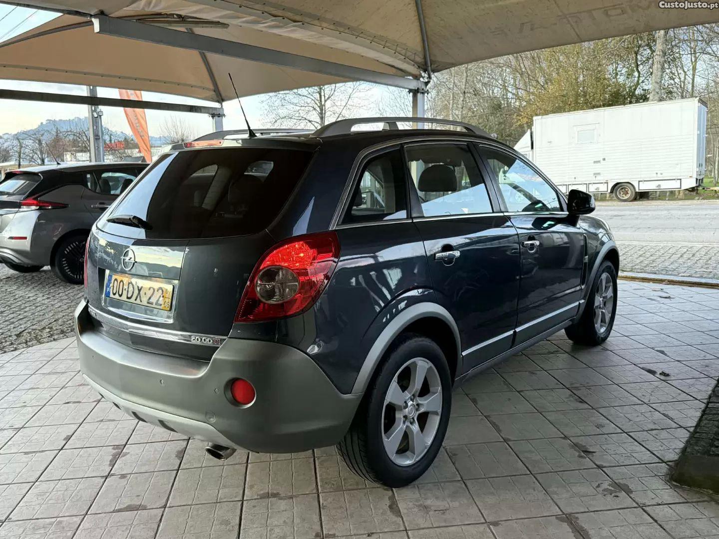 Opel Antara 2.0 cdti active-select — fotografia 14