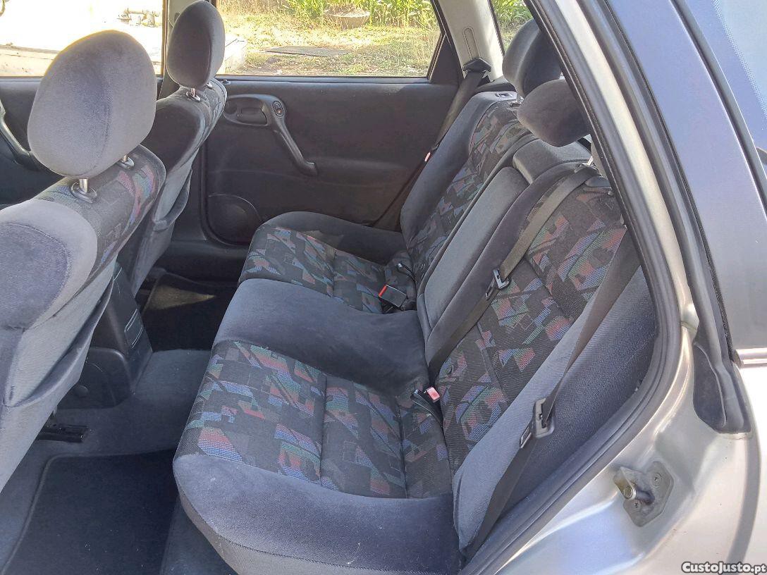 Opel Vectra 1.6c 16v gasolina e GPL — fotografia 4
