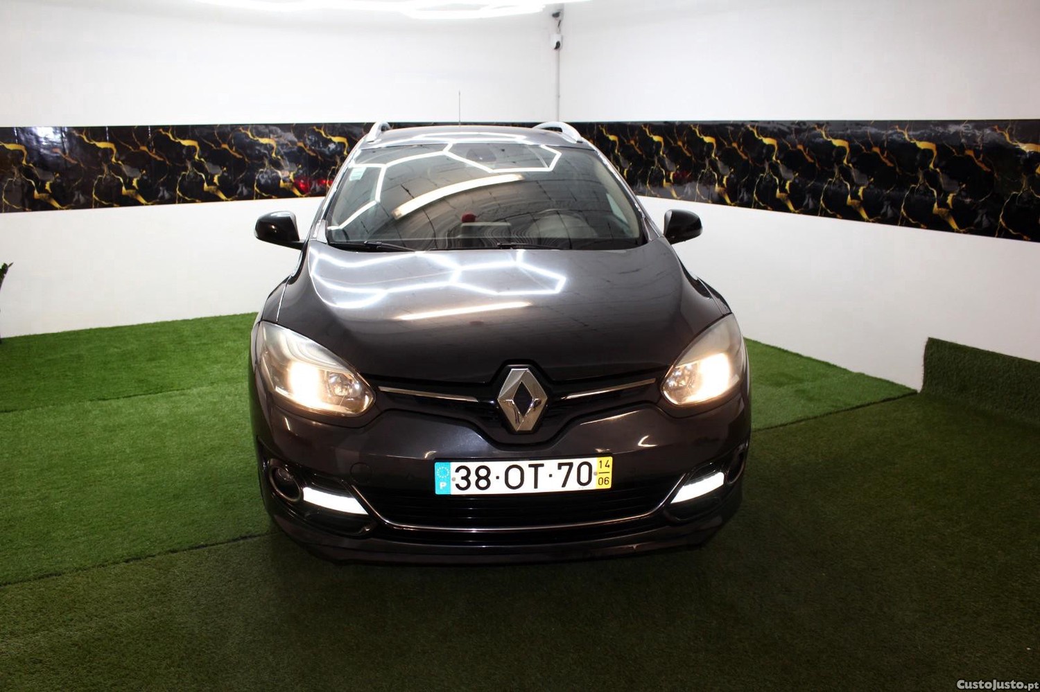 Renault Mégane 1.5 Blue dCi Bose Edition EDC — fotografia 18