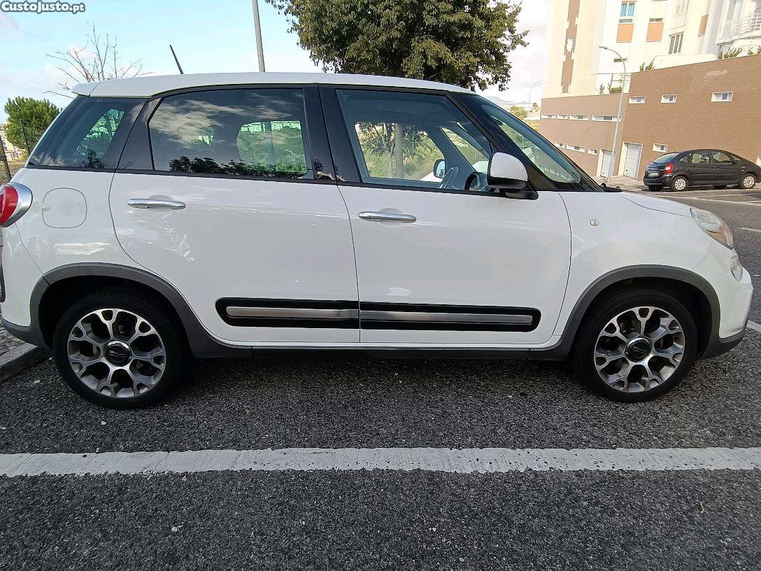 Fiat 500L Trekking — fotografia 8