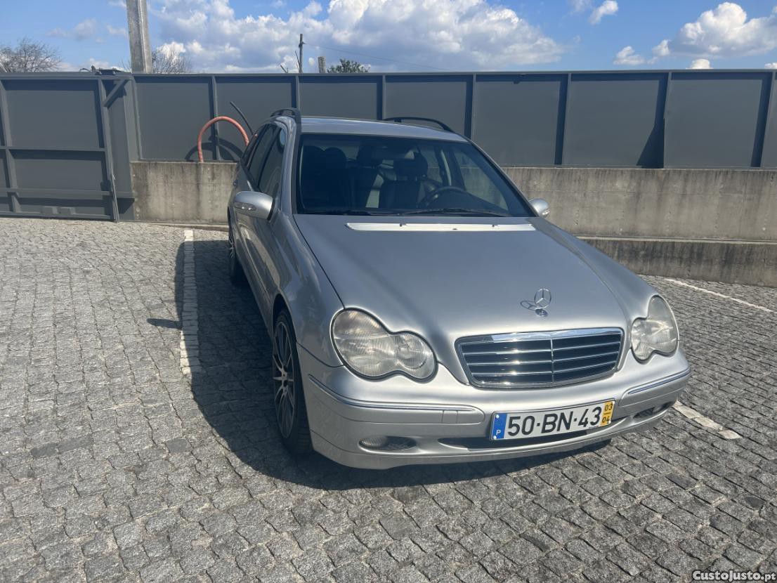 Mercedes-Benz C 220 CDi (W203) - 03 — photo 2
