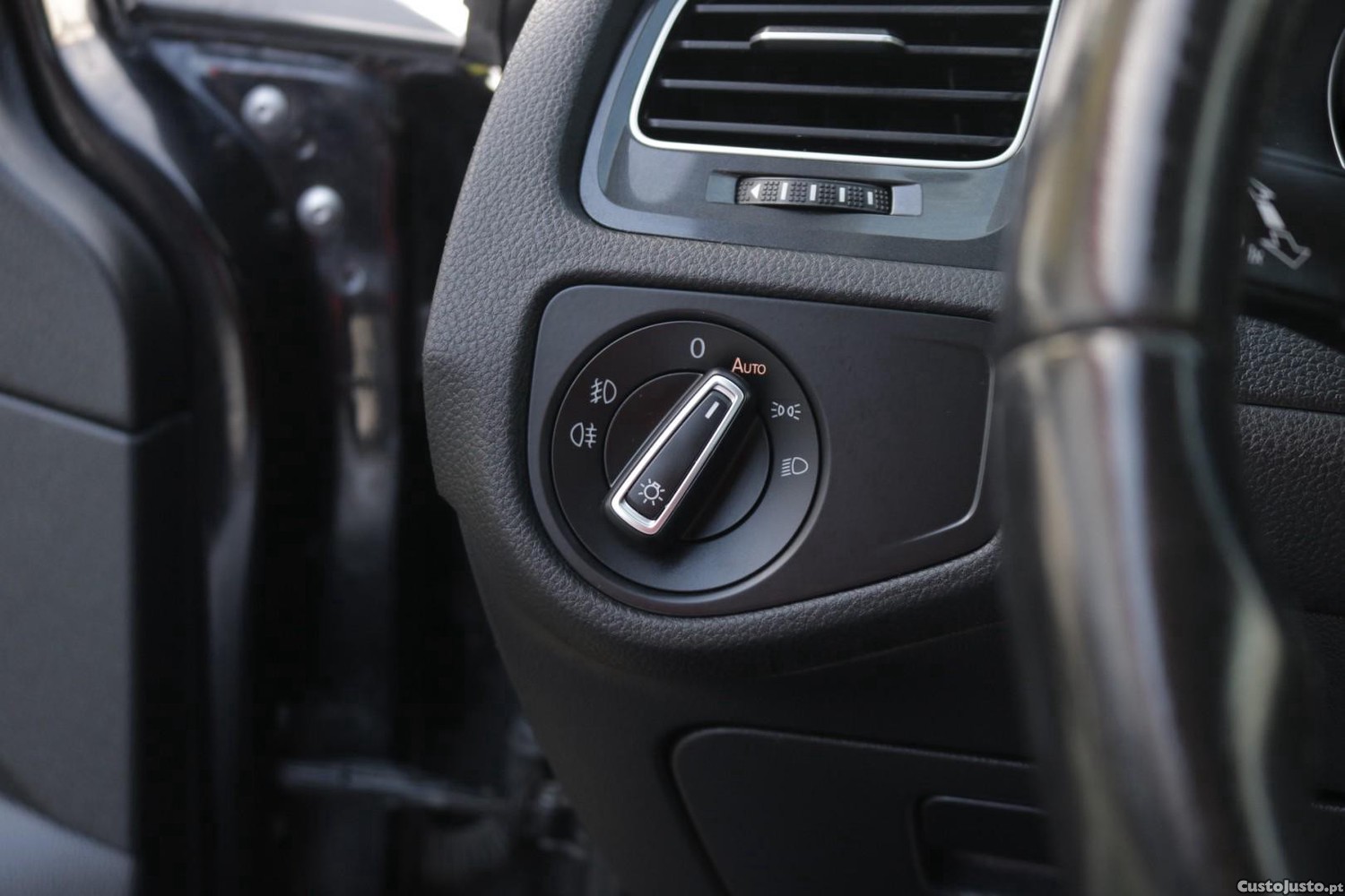 Volkswagen Golf Variant 1.6 TDI Confortline 115cv — fotografia 32