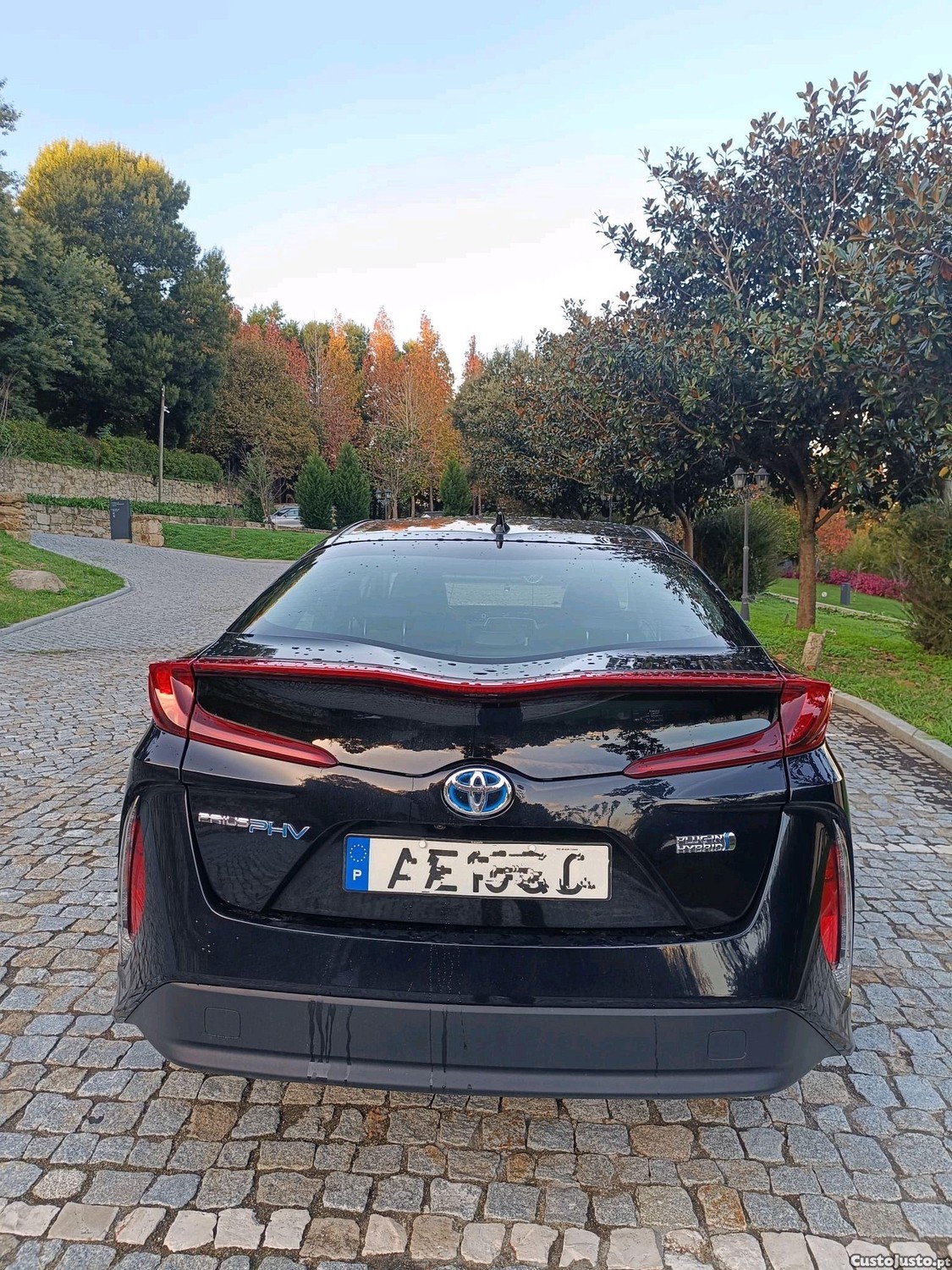 Toyota Prius 1.8 plugin exclusive 39600 kms — fotografia 7