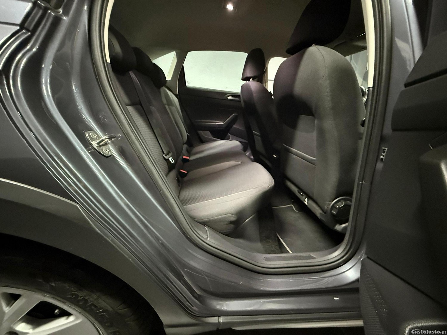 Volkswagen Taigo 1.0 TSI Life — fotografia 3