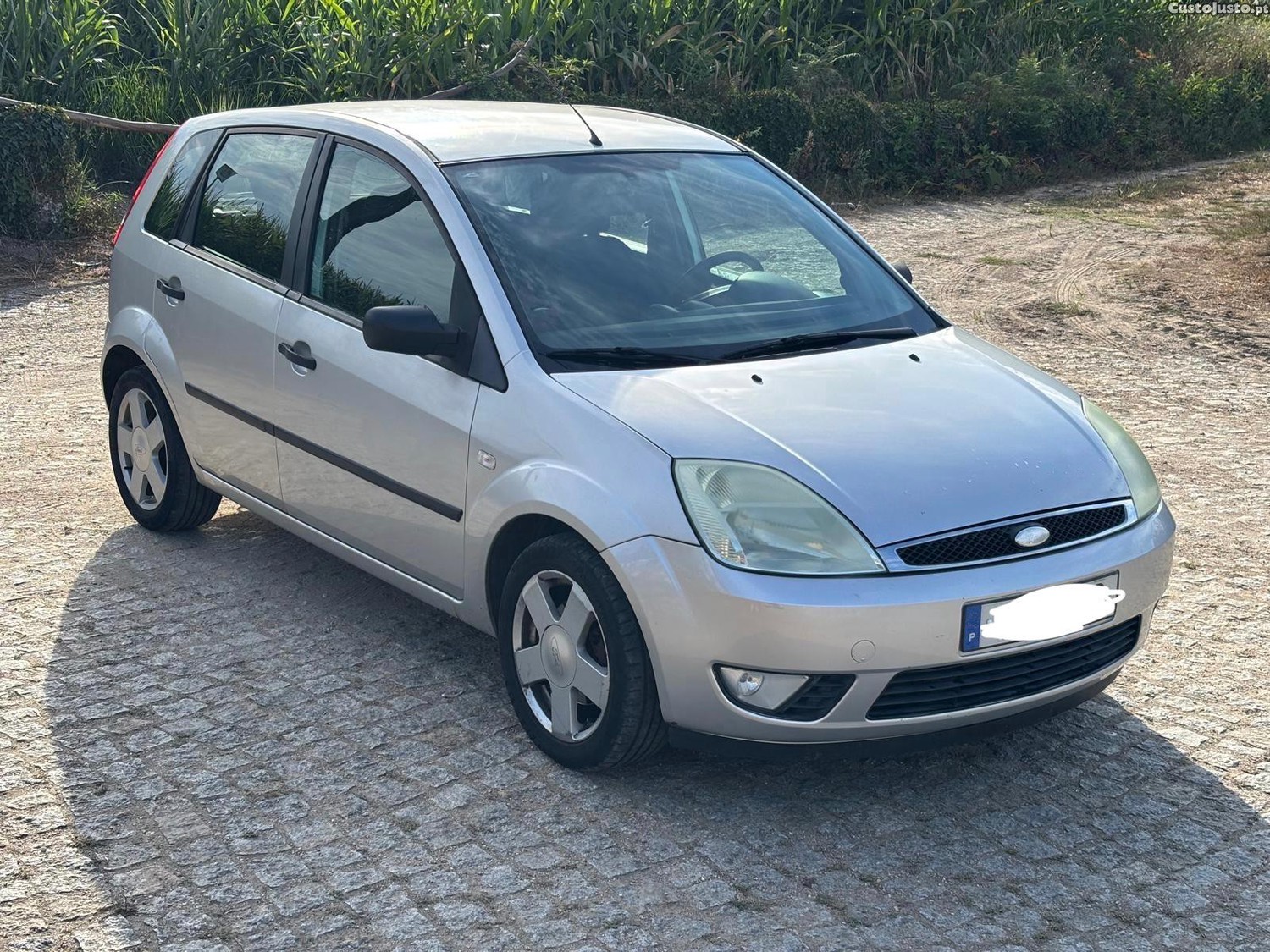 Ford Fiesta 5 — fotografia 9