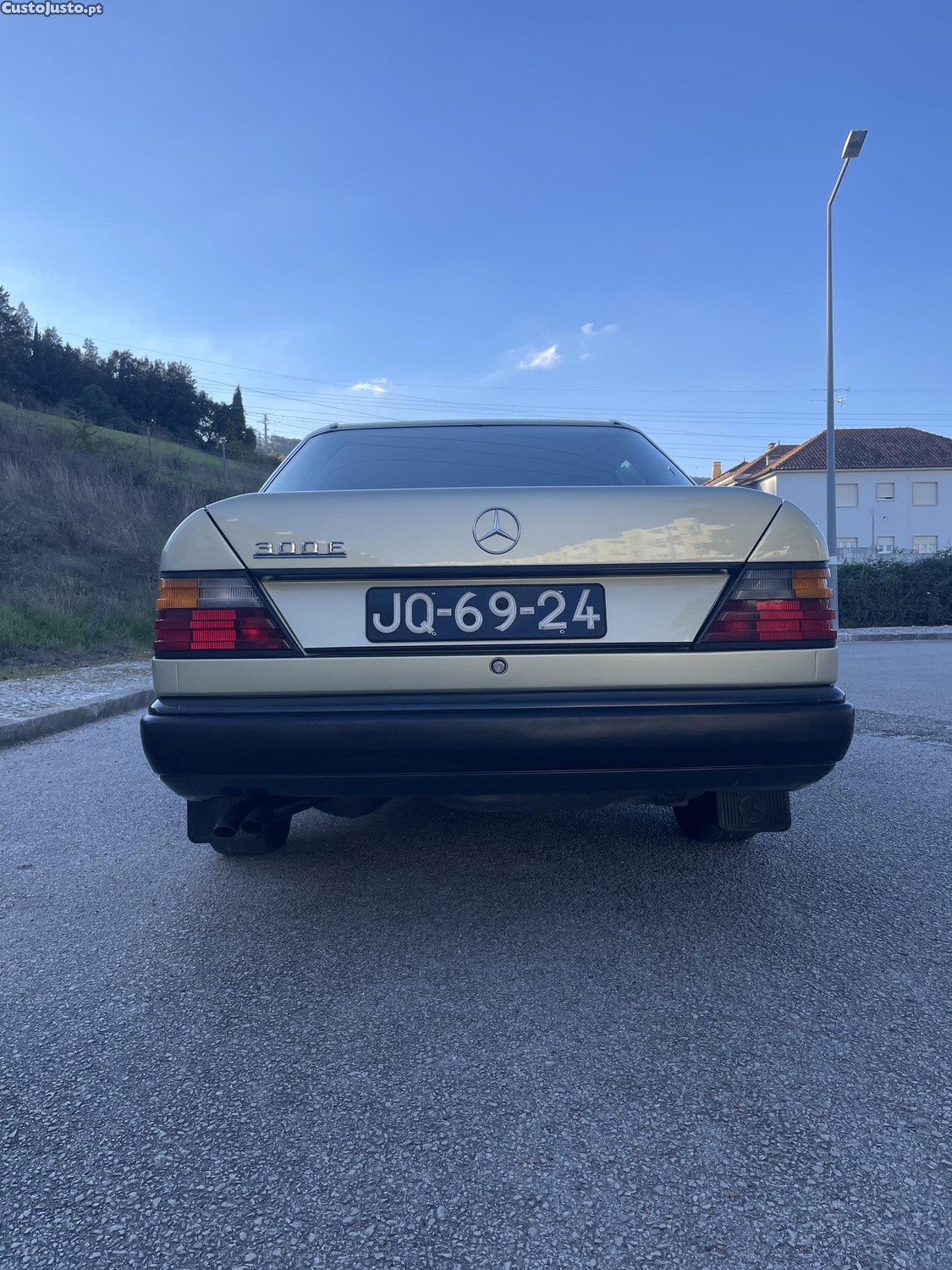 Mercedes-Benz E 300 W 124 300 E — fotografia 11