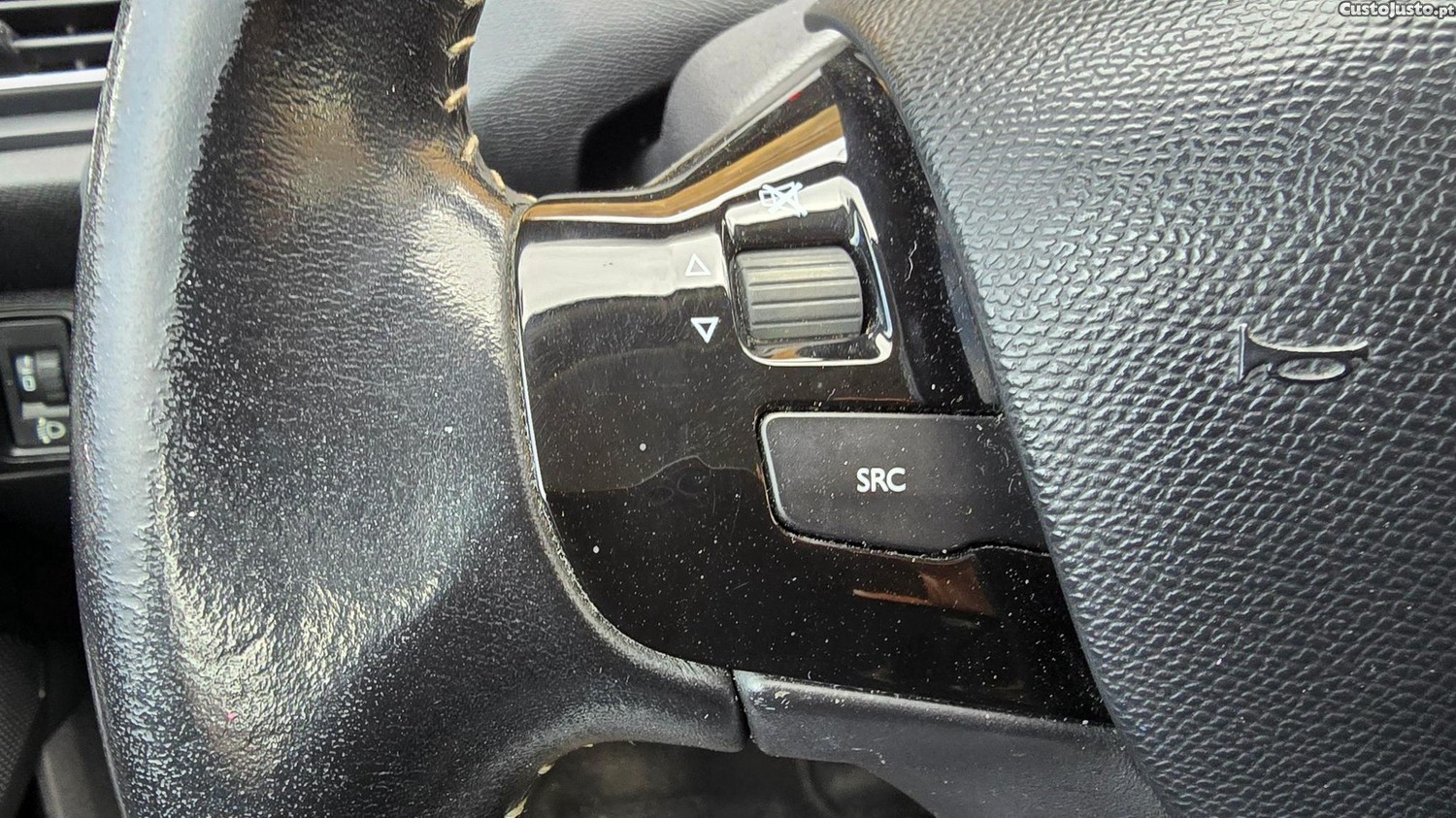 Peugeot 308 SW 1.6 BlueHDi Access — fotografia 16