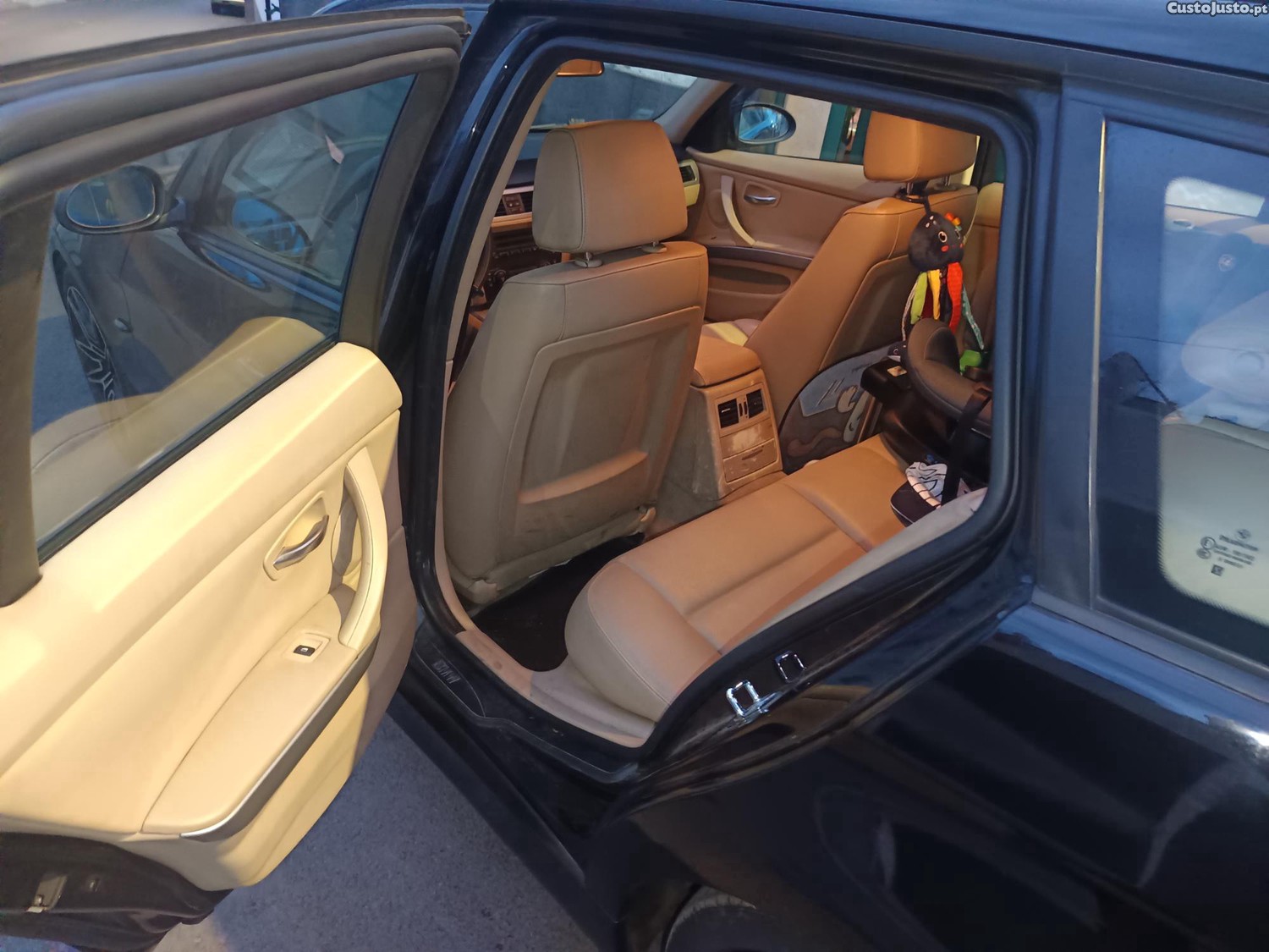 BMW 320 E91 — fotografia 3