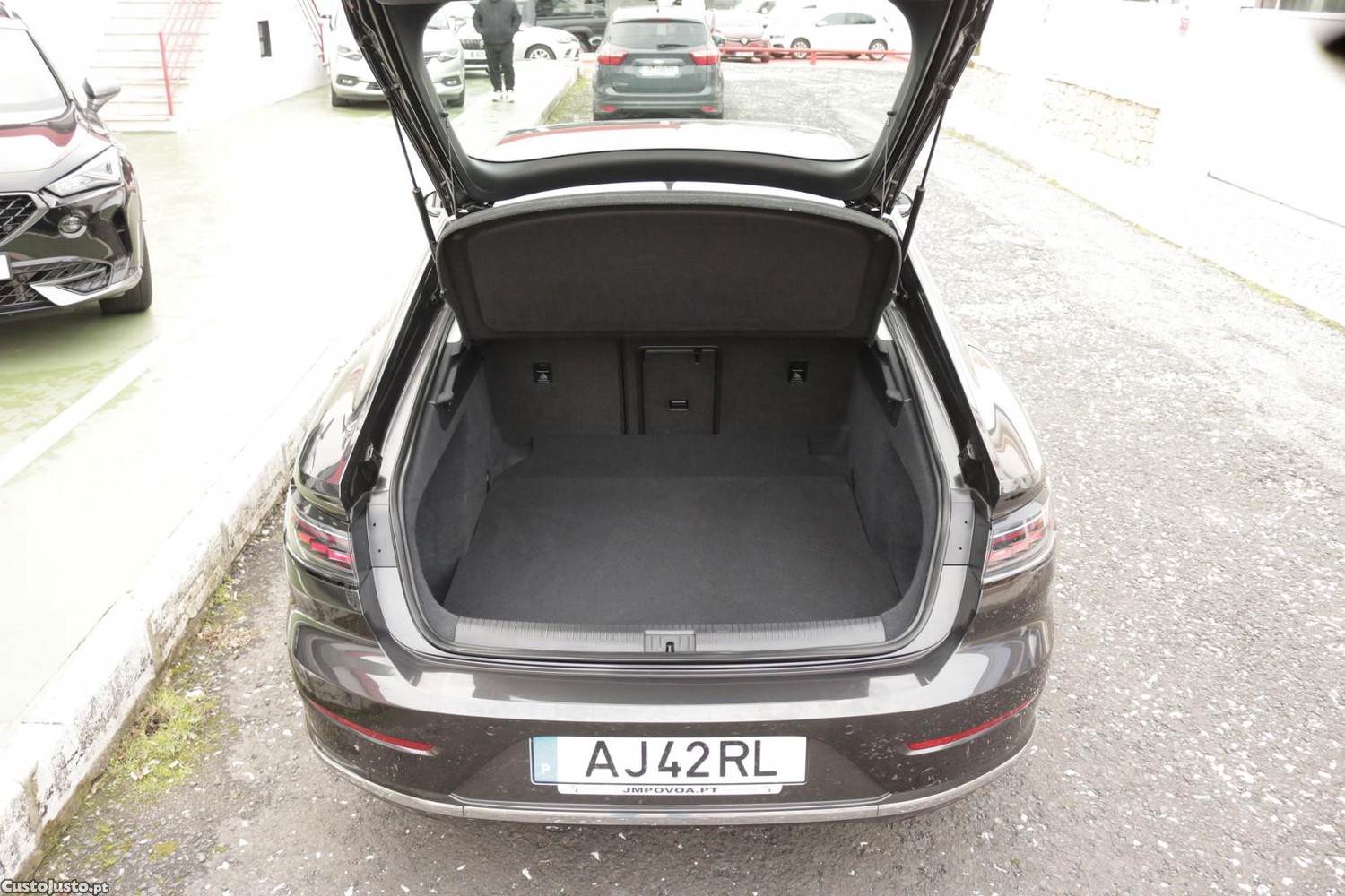 Volkswagen Arteon 2.0 TDI Elegance DSG 150cv — fotografia 45