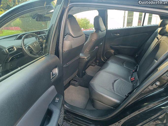 Toyota Prius 1.8 plugin exclusive 39600 kms — fotografia 5