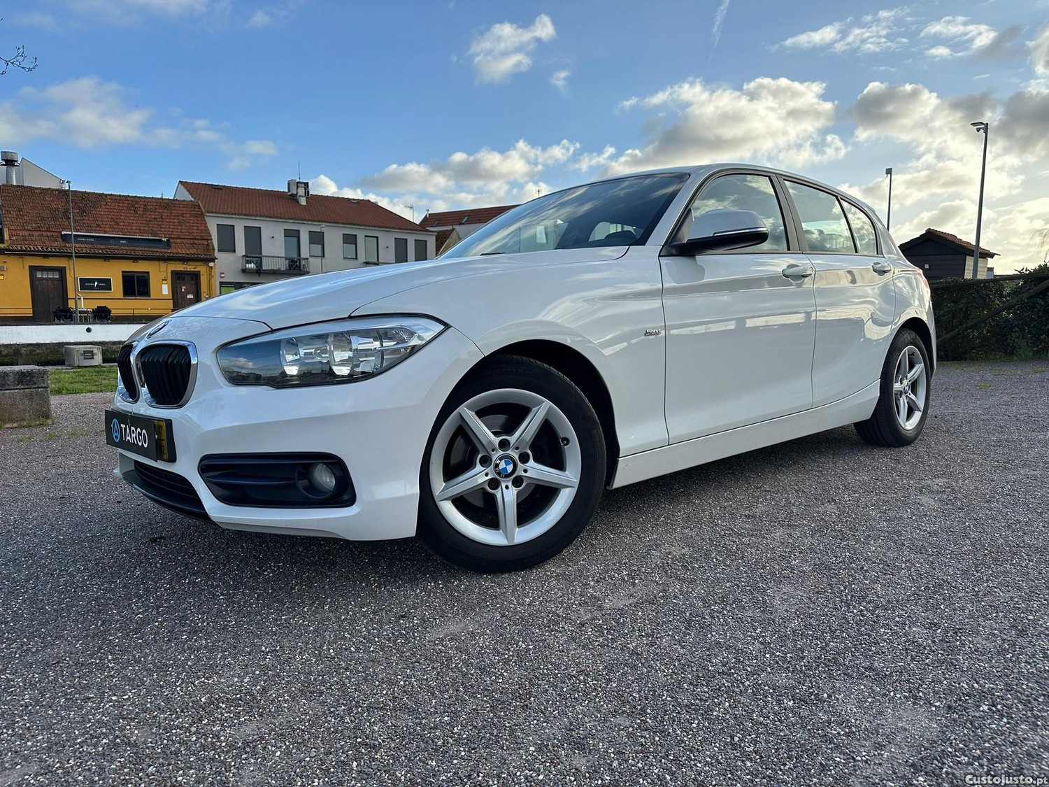 BMW 116 d EfficientDynamics Line Sport — fotografia 16