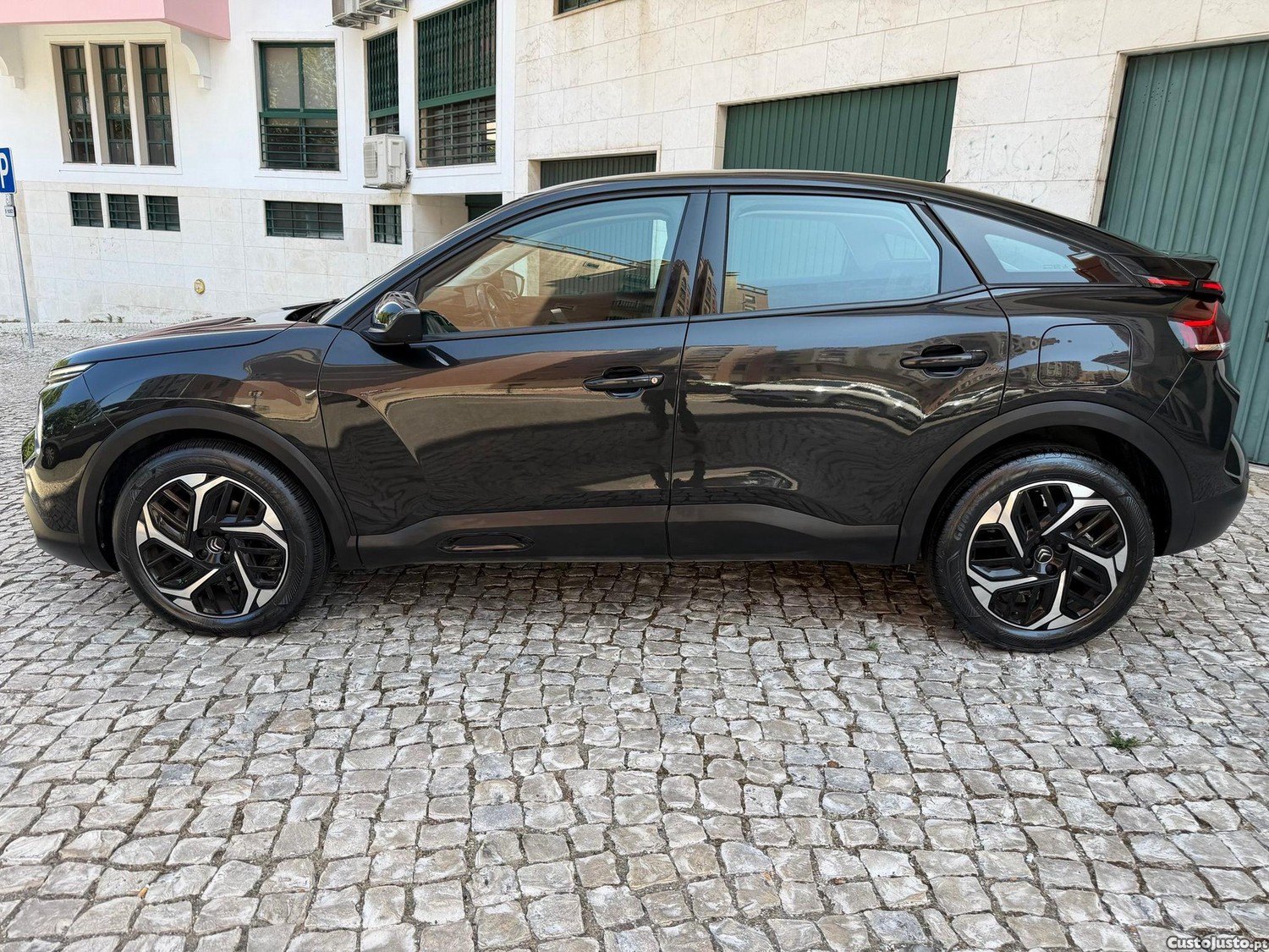 Citroën C4 1.2 PureTech Feel — fotografia 3