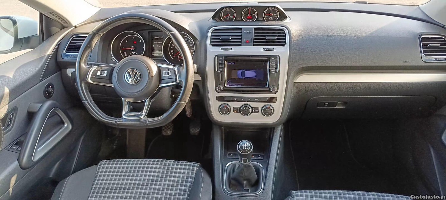 Volkswagen Scirocco 2.0 TDI 150cv+SPORT+Nacional+2017 — fotografia 6