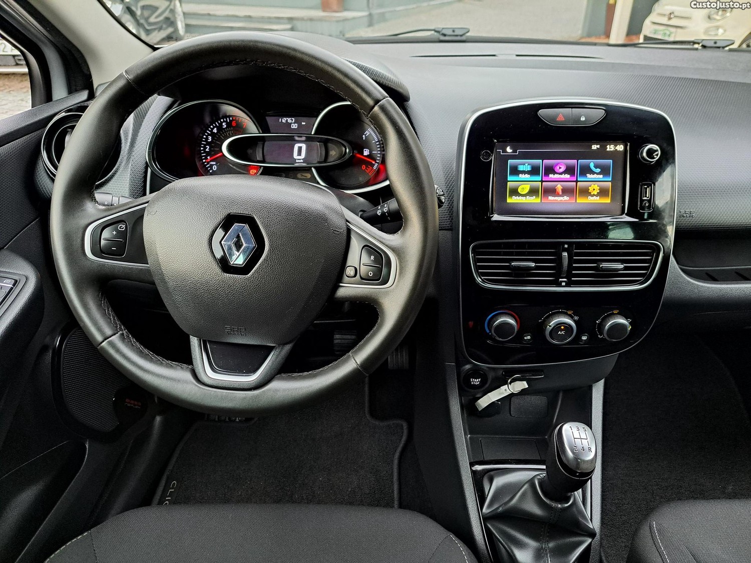 Renault Clio 0.9 TCe Limited Bi-Fuel — fotografia 16