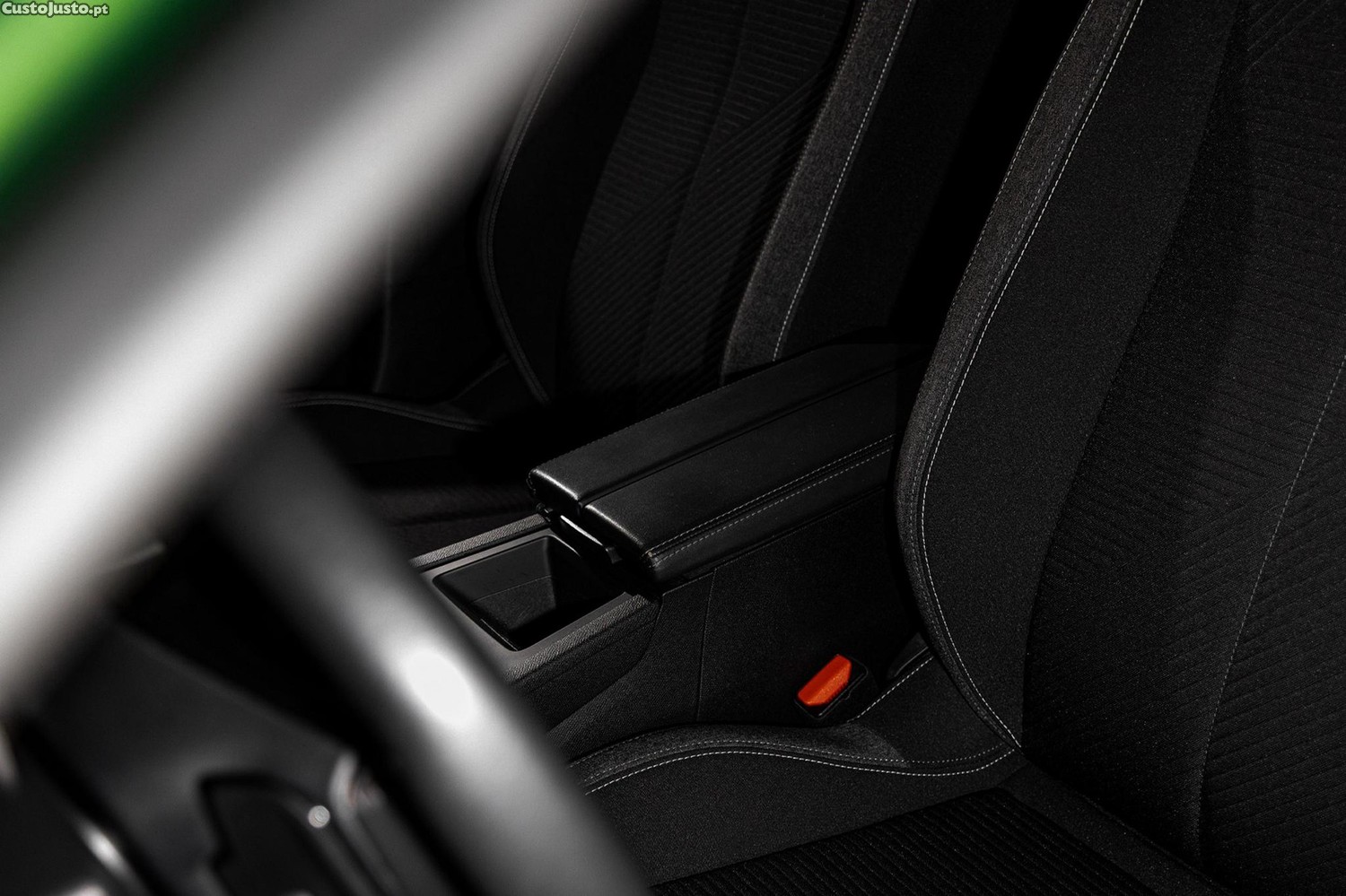 Peugeot 308 1.6 Hybrid Active Pack e-EAT8 — fotografia 9