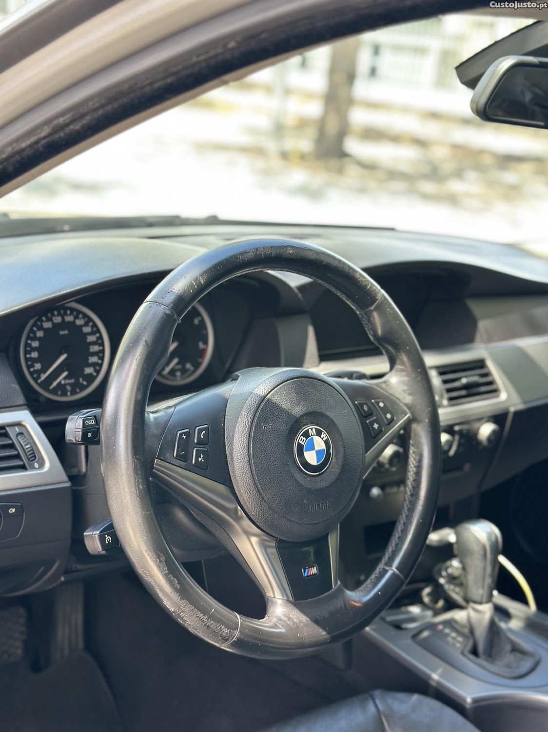 BMW 530 D E60 Pack M Selo Antigo — fotografia 4