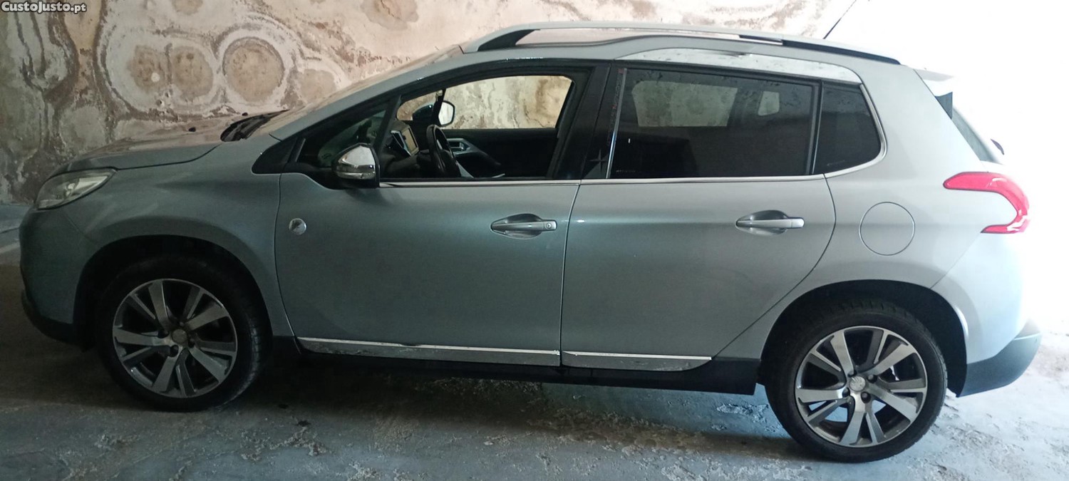 Peugeot 2008 Suv — fotografia 3