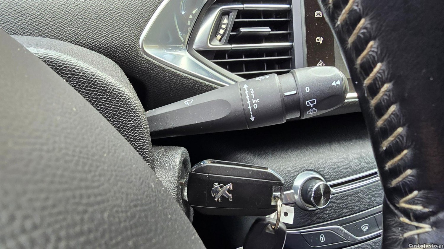 Peugeot 308 SW 1.6 BlueHDi Access — fotografia 14