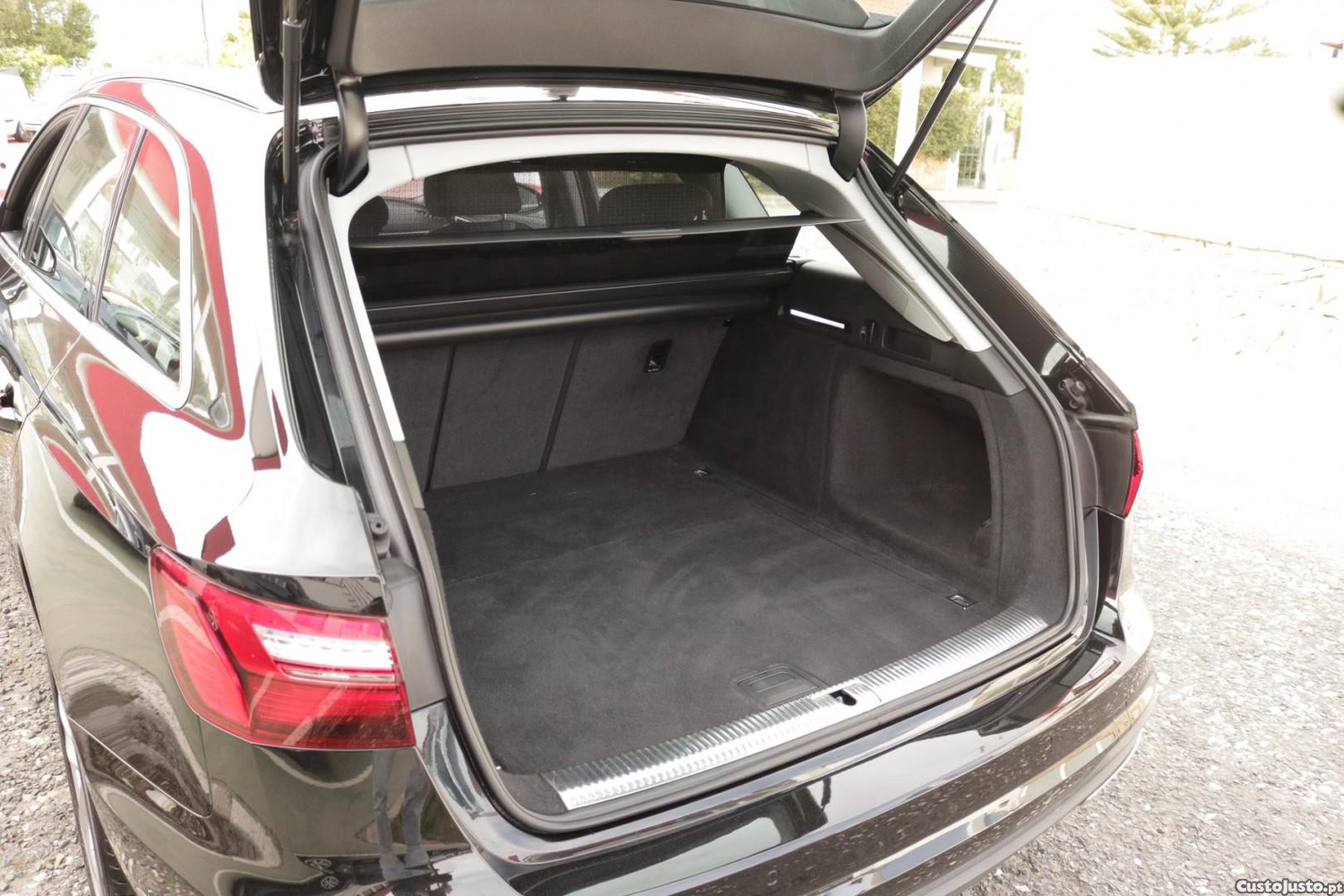 Audi A4 Avant 30 TDI S Tronic 136cv — fotografia 45