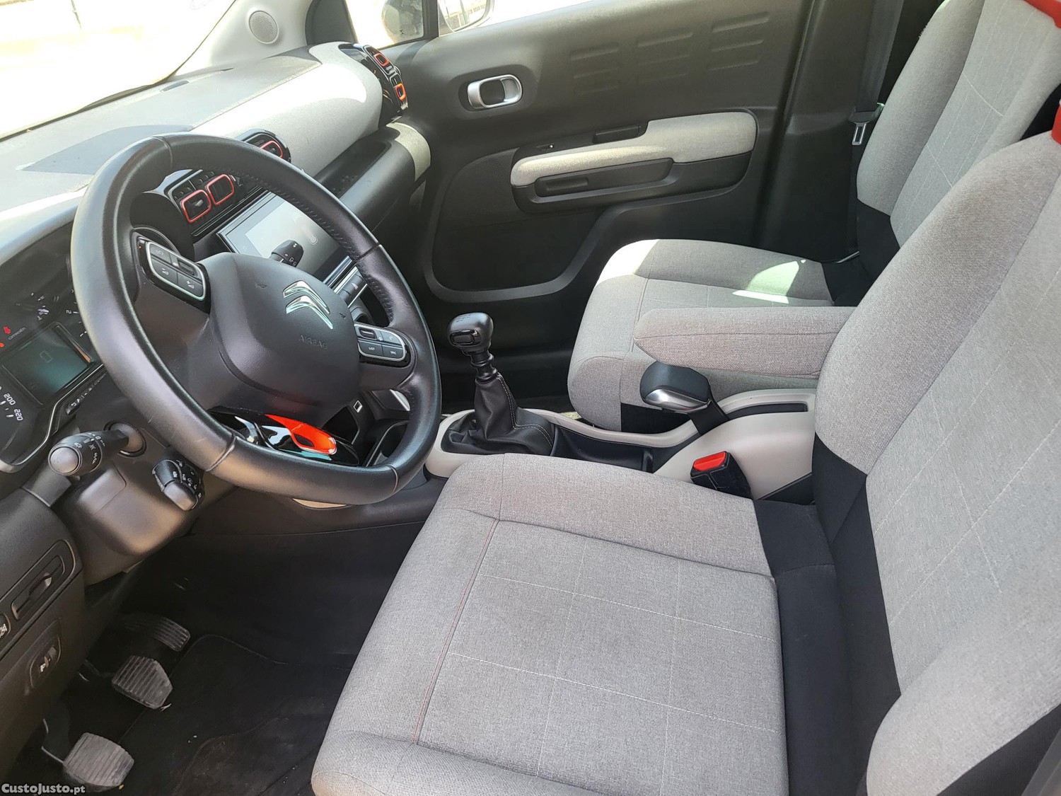 Citroën C3 Aircross SHINE BUSINESS — fotografia 4