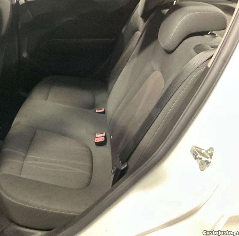 Chevrolet Aveo 1.3 cdti Diesel LT+ — fotografia 3