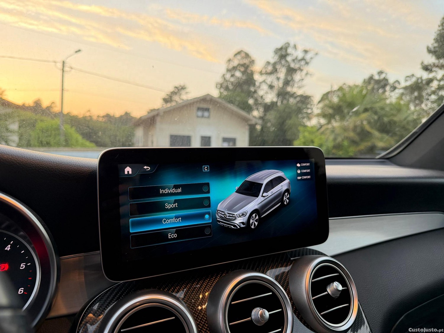 Mercedes-Benz GLC 220 d — fotografia 16