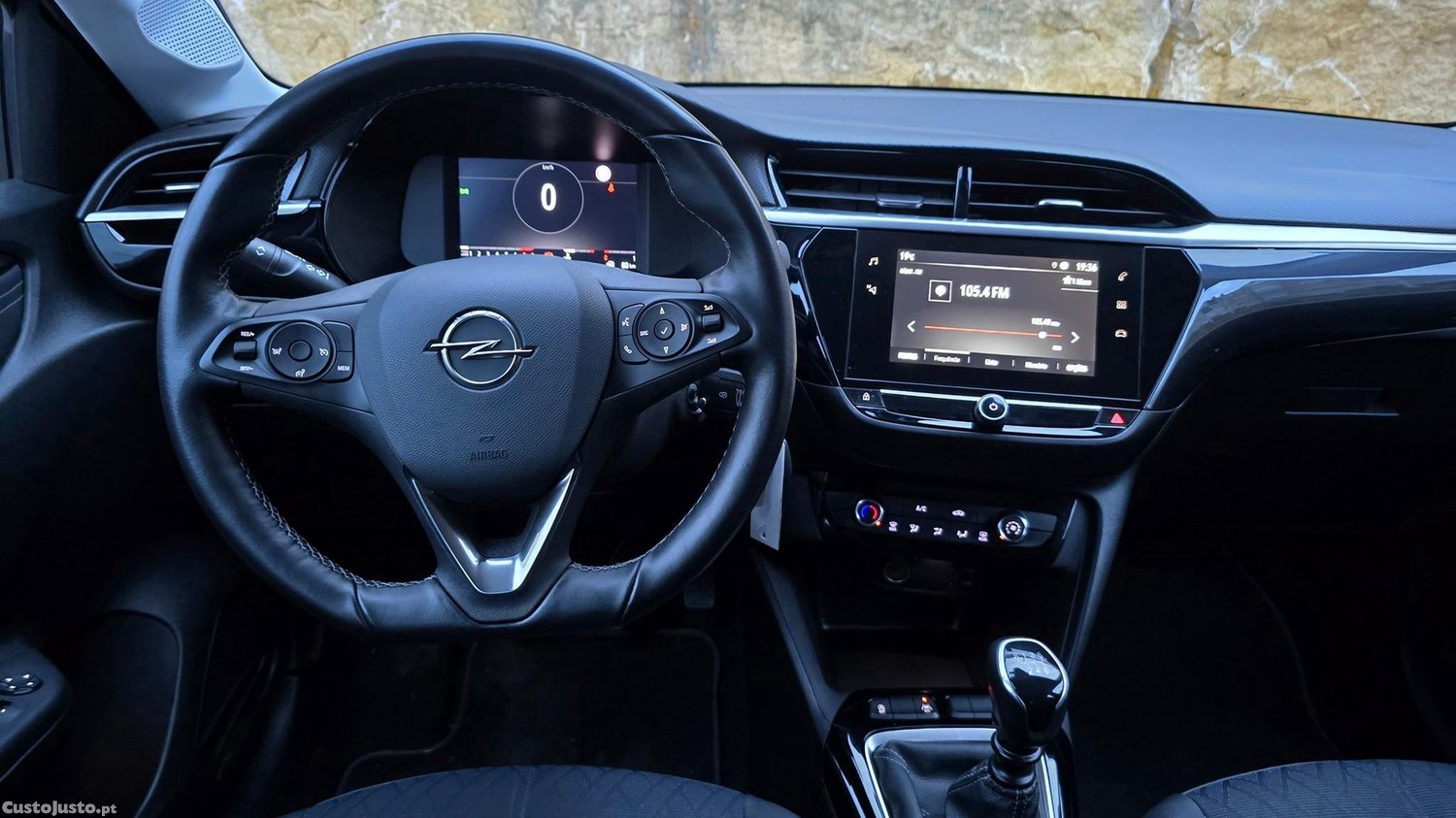 Opel Corsa 1.2 T Elegance — fotografia 19