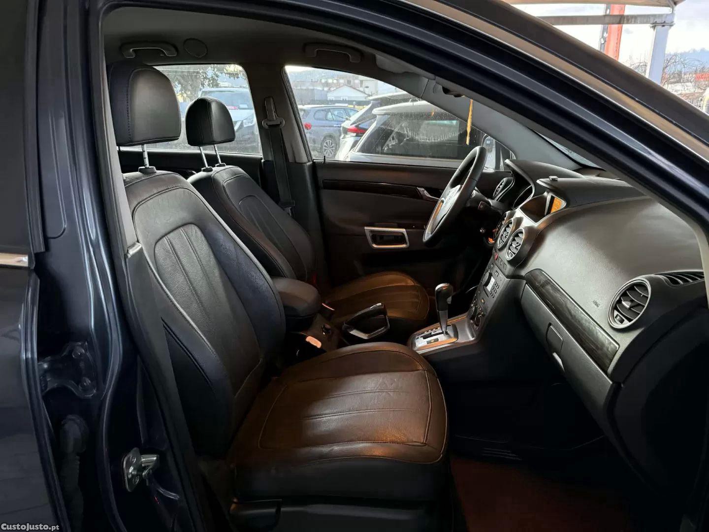 Opel Antara 2.0 cdti active-select — fotografia 3