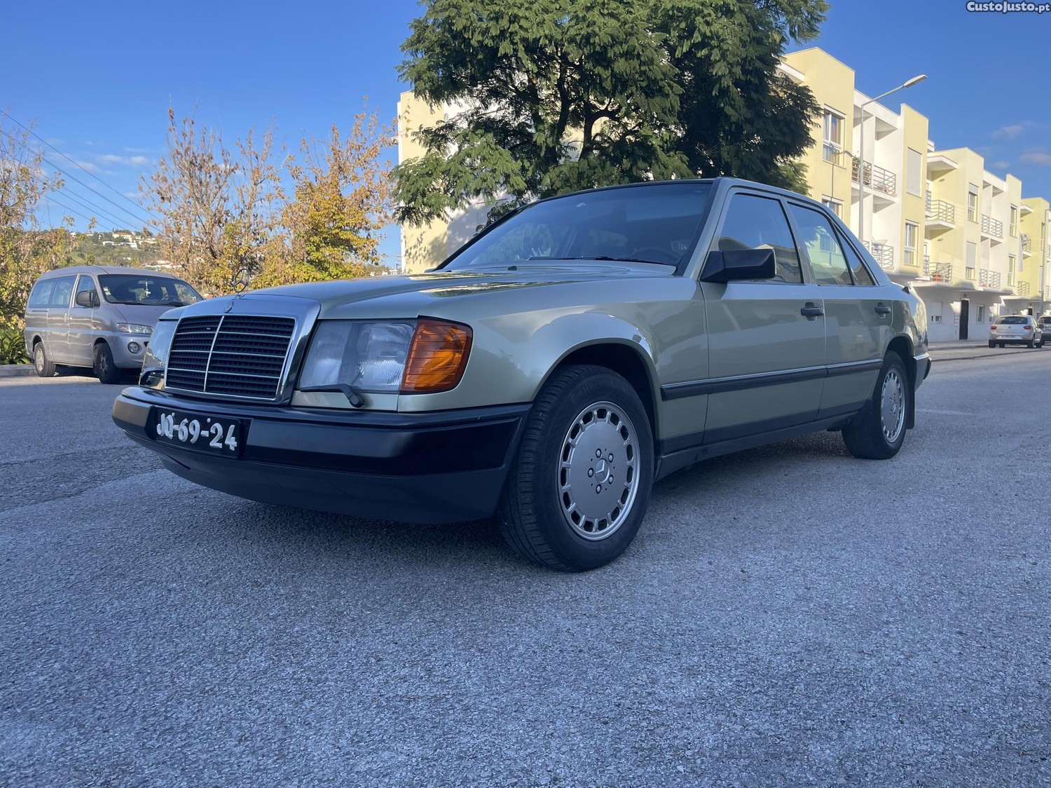 Mercedes-Benz E 300 W 124 300 E — fotografia 9