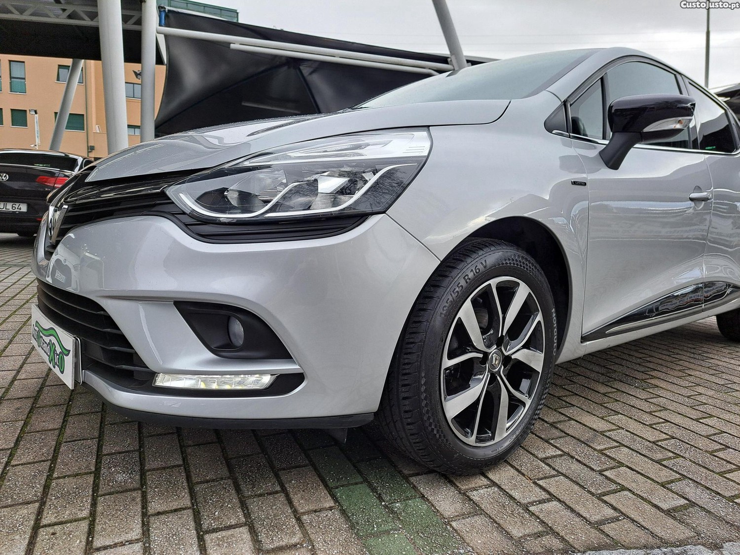 Renault Clio 0.9 TCe Limited Bi-Fuel — fotografia 3
