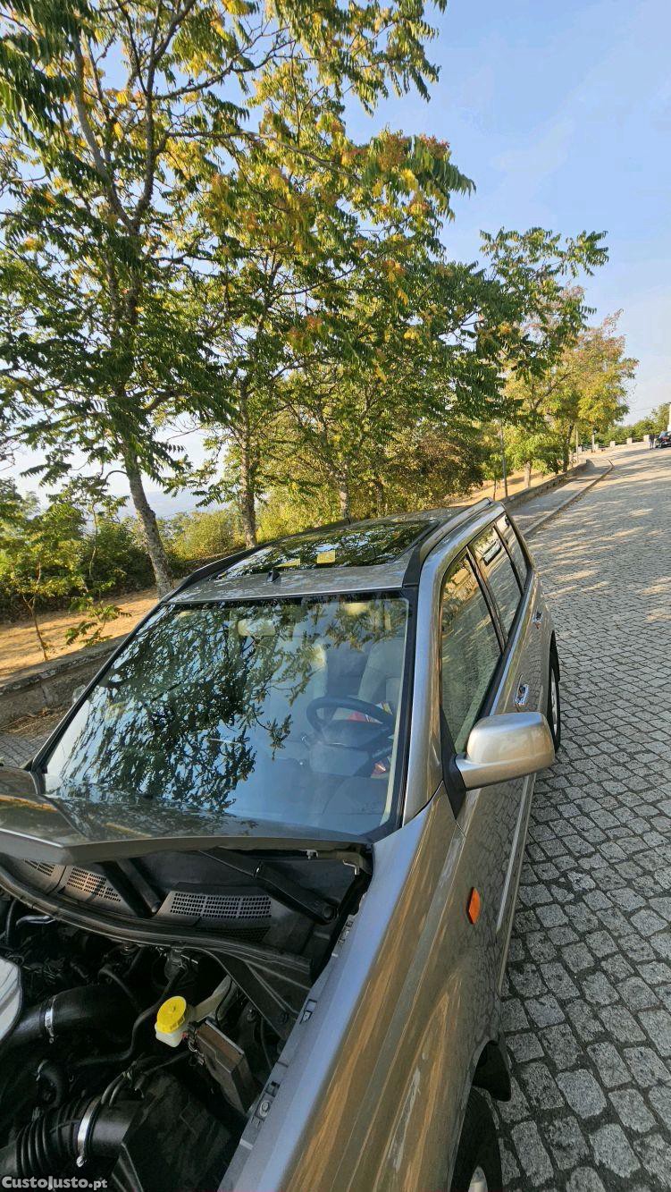 Nissan X-Trail 4 WD - 2.2 Disel — fotografia 3