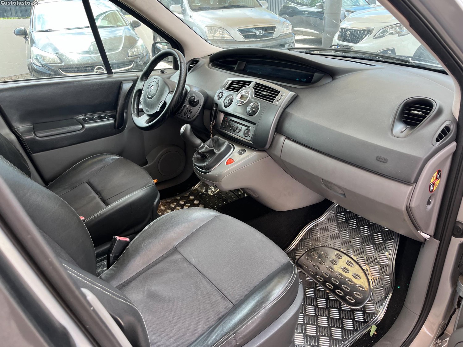 Renault Scénic Exclusive — fotografia 8