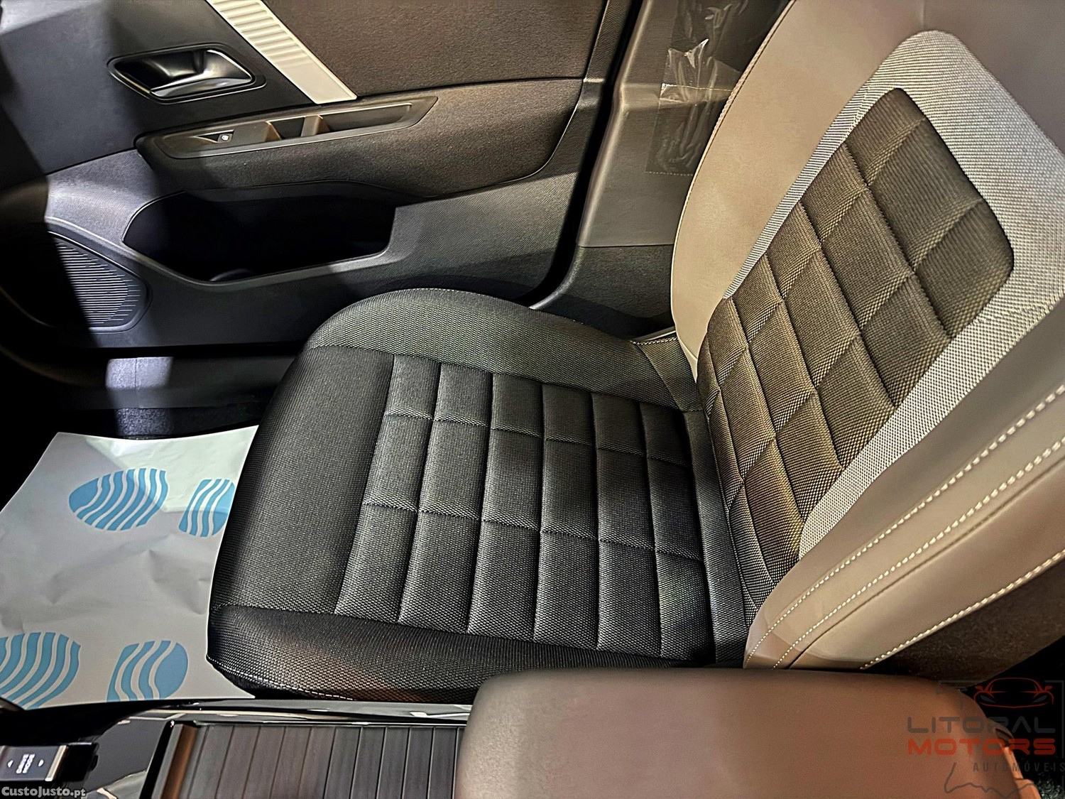 Citroën C4 1.2 Hybrid Plus e-DSC6 — fotografia 6