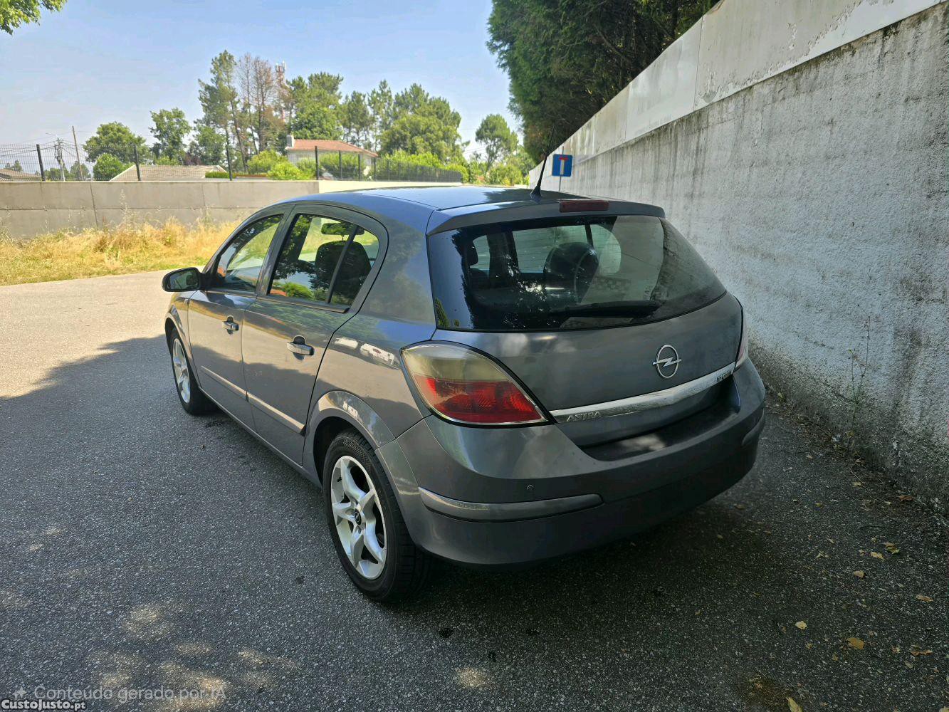 Opel Astra 1.7 CDTI — fotografia 6
