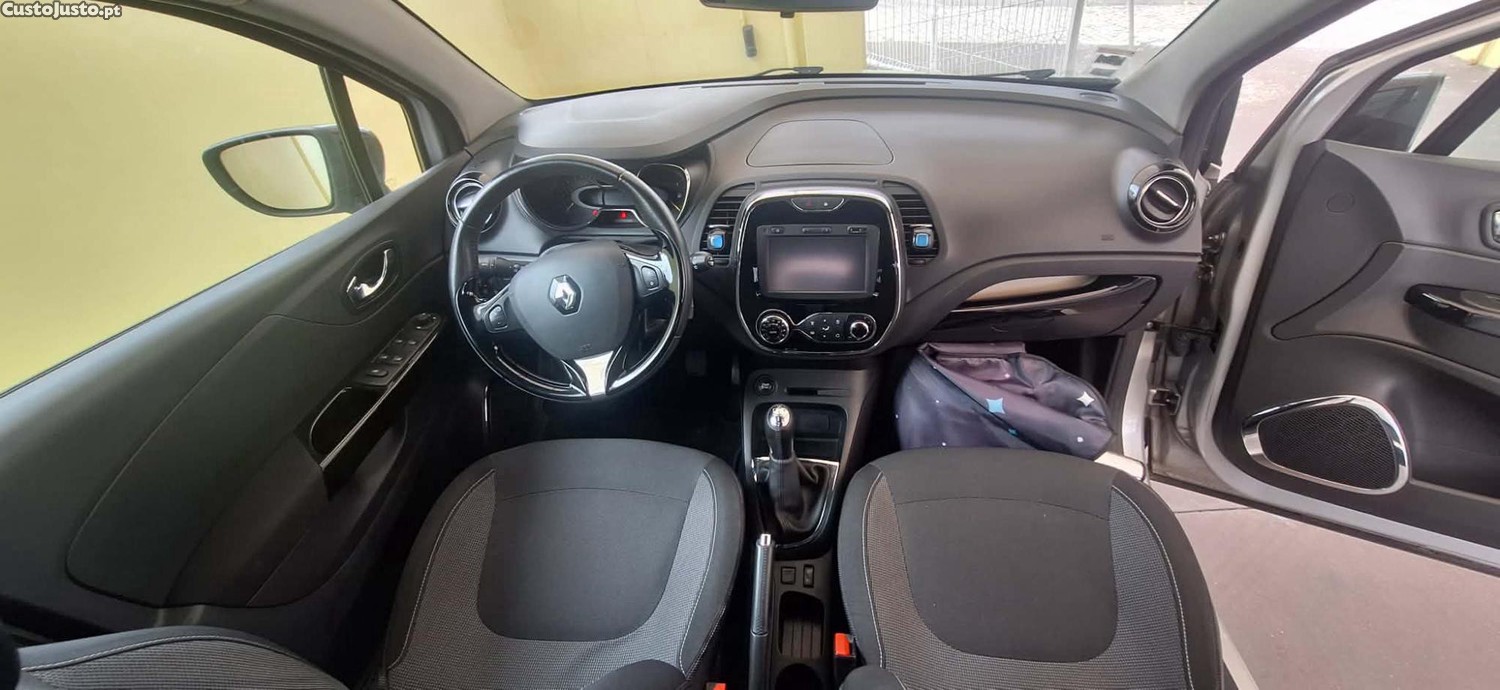 Renault Captur 0.9 TCE — fotografia 4