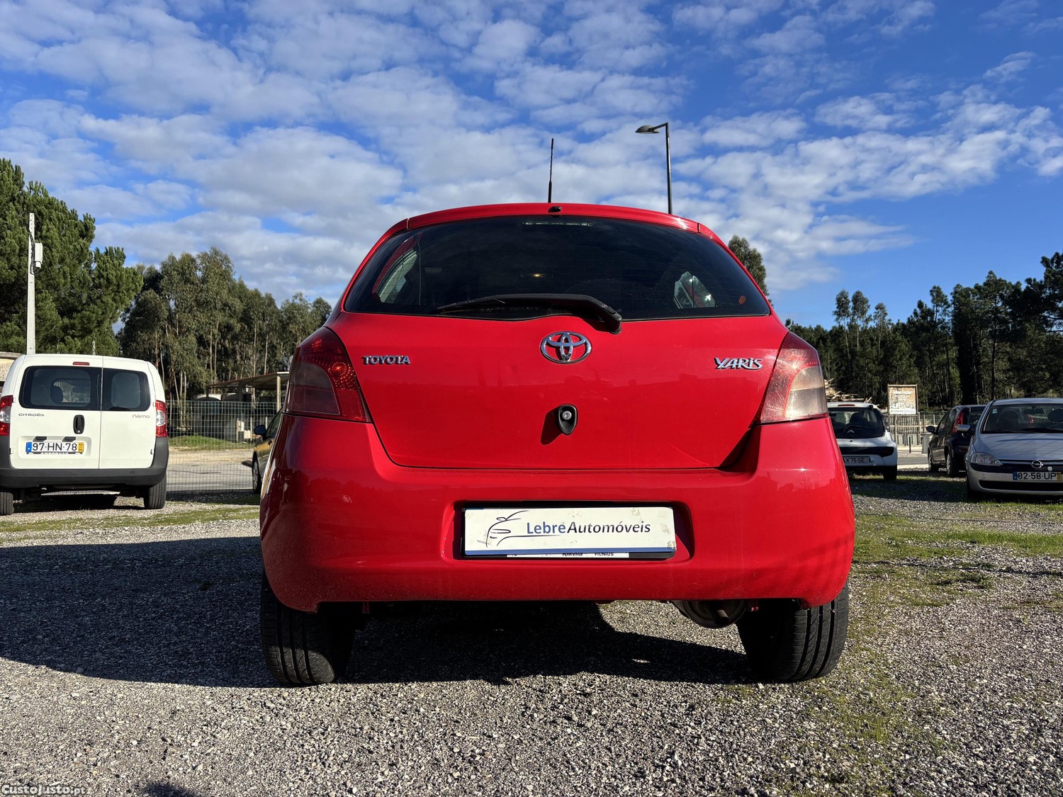 Toyota Yaris 1.0 VVti — fotografia 7