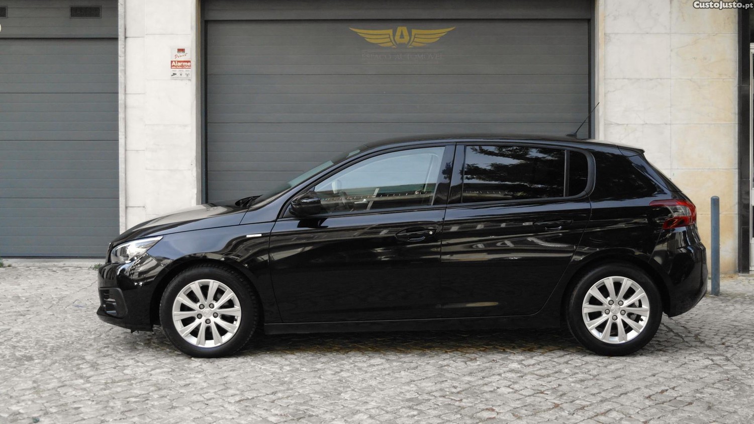 Peugeot 308 1.2 PureTech Style — fotografia 13