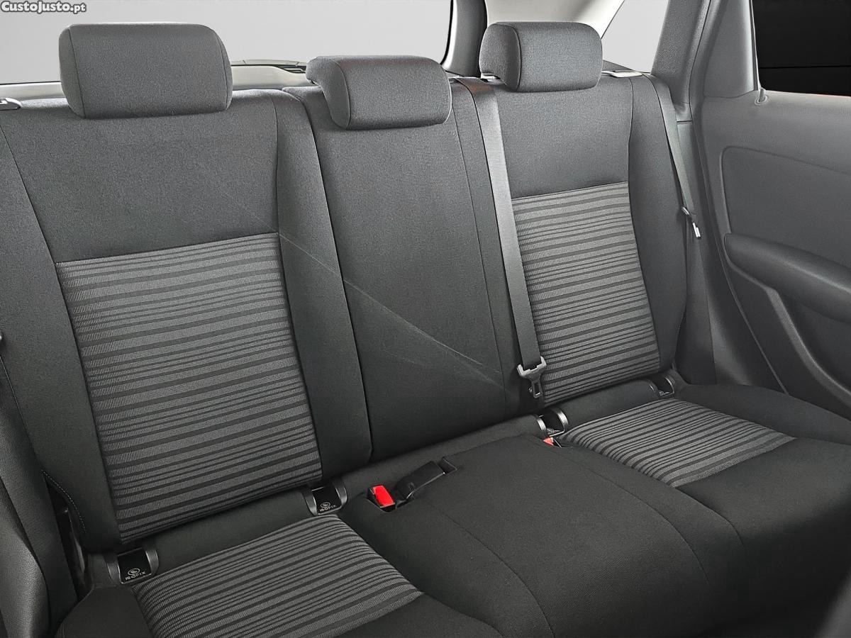 Mercedes-Benz B 180 CDI BlueEFFICIENCY N — fotografia 10