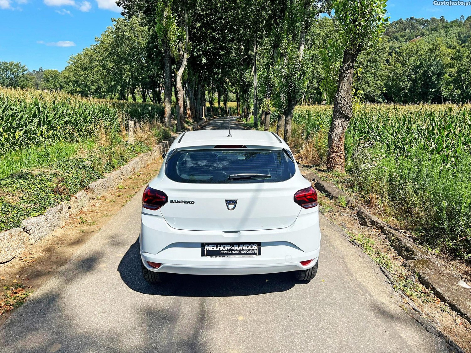 Dacia Sandero 1.0 ECO-G Essential Bi-Fuel - 22 — photo 5
