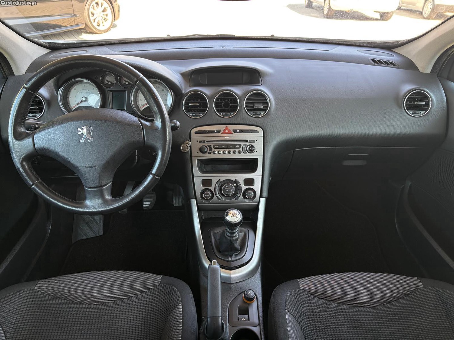 Peugeot 308 1.6 HDi Sport — fotografia 8