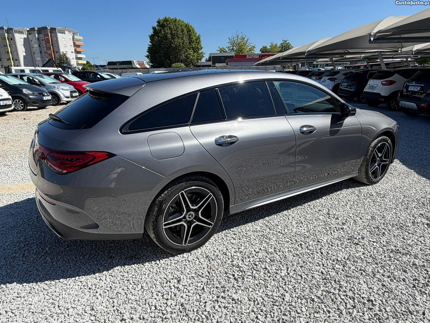 Mercedes-Benz CLA 250 e Shooting Brake AMG Line — fotografia 13