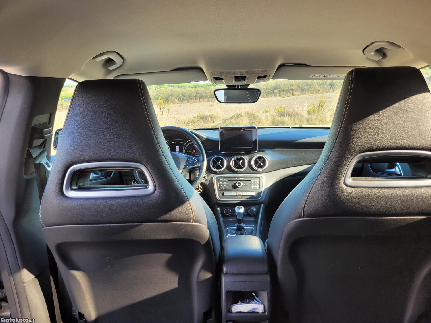 Mercedes-Benz CLA 180 Shooting brake 180d — fotografia 7