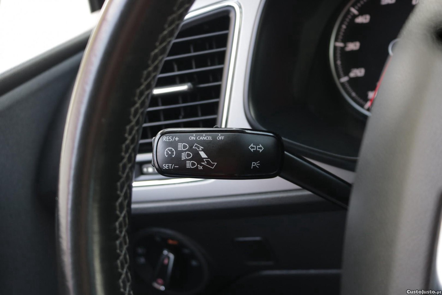 SEAT Leon 1.5 TSI Xcellence 150cv — fotografia 27
