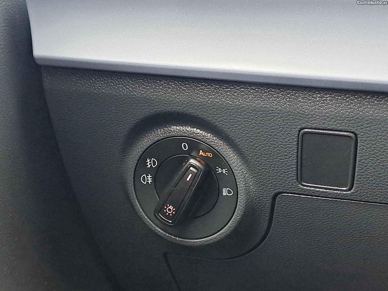 SEAT Ibiza FR 1.0TSI 95CV GASOLINA 2024 — fotografia 5