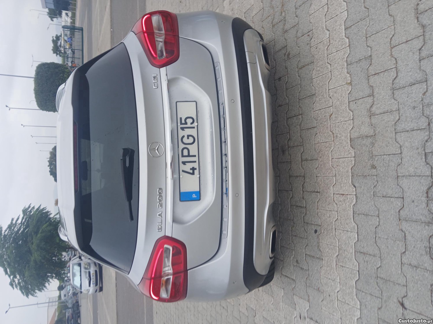 Mercedes-Benz GLA 200 2.2 136 cv — fotografia 10