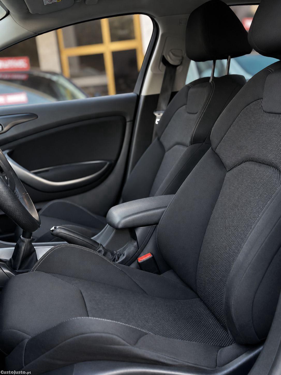 Citroën C5 TOURER 1.6 HDI — fotografia 3